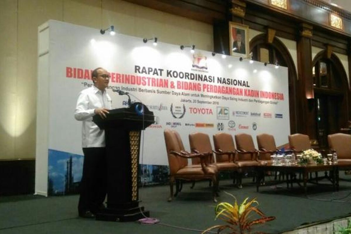 Ketua Umum Kadin Indonesia Rosan P Roeslani dalam pembukaan Rakornas Bidang Industri dan Bidang Perdagangan, Jakarta, Selasa (20/9/2016). Kadin meminta pemerintah meneruskan kebijakan hilirisasi.