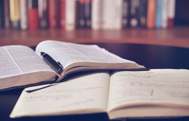 Ilustrasi Buku