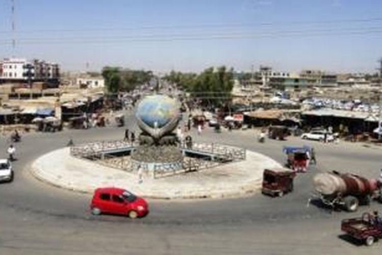 Pemandangan di pusat kota Lashkar Gah, provinsi Helmand, Afganistan.