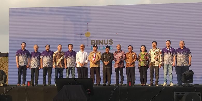 Binus University resmi meluncurkan kampus terbarunya, Binus Malang, Rabu (23/10/2019), setelah sebelumnya kampus tersebut beroperasi pada bridging campus sejak 2016. 