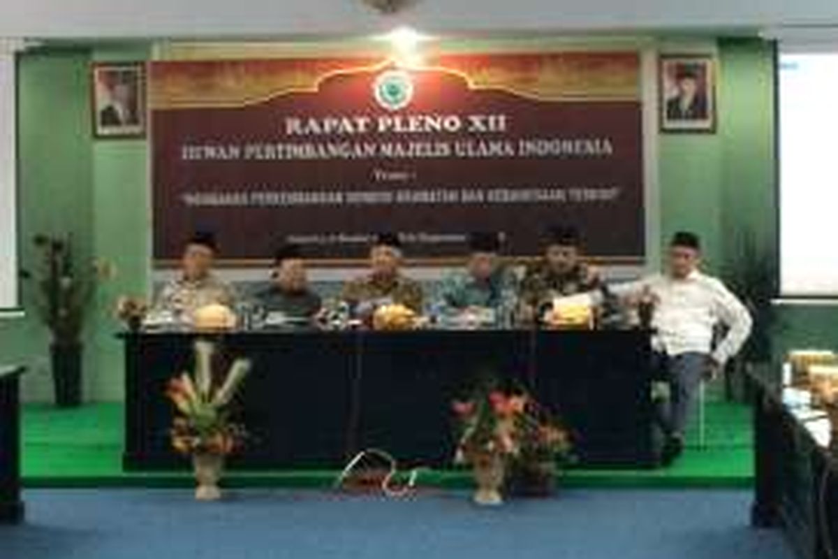Rapat Pleno Dewan Pertimbangan MUI di Gedung MUI, Jakarta, Rabu (9/11/2016). 