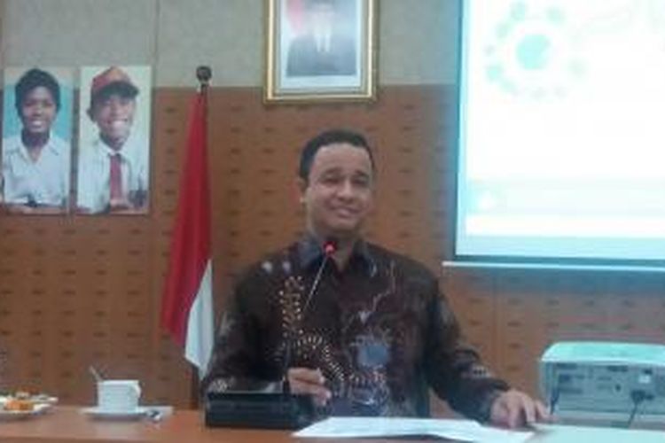 Menteri Pendidikan dan Kebudayaan Republik Indonesia Anies Baswedan dalam acara Coffee Morning di Kantor Kementerian Pendidikan dan Kebudayaan Jl. Jenderal Sudirman, Senayan, Jakarta, Senin (19/10/2015)