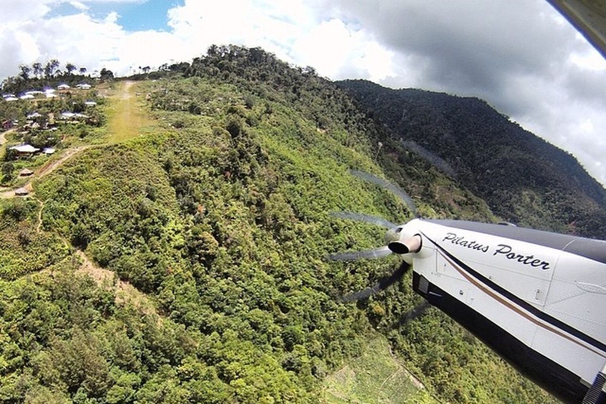 Airstrip Bugalaga di Pegunungan Intan Jaya, Papua.