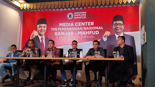 Aiman Ceritakan Situasi Rumahnya saat Di-"bell" Pihak Kepolisian Tengah Malam