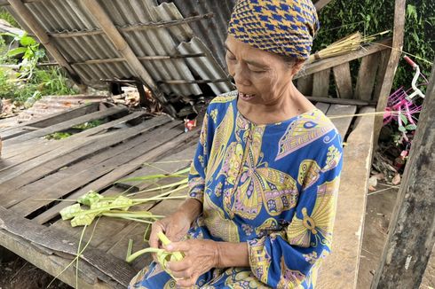 Menilik Kampung Ketupat di Kota Bogor, Bisa Produksi 1.000 Ketupat Dalam Sehari