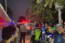 Pengendara Motor Jatuh di Jalan RE Martadinata Jakut, Kakinya Terlindas Truk