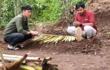 Makam Kurnaesih, ibu yang akan melahirkan tetapi ditolak RSUD Subang. 
