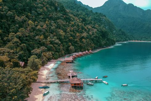 10 Pantai Tercantik di Dunia, Ada Ora di Pulau Seram Indonesia