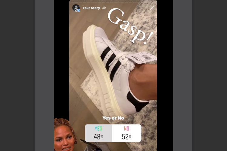 Reaksi warganet saat Chrissy Teigen gunakan sepatu Adidas x Beyoncé.