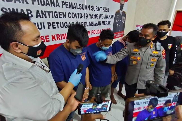 Poda Banten bongkar sindikat pemalsu surat rapid test antigen di Pelabuhan Merak, Banten
