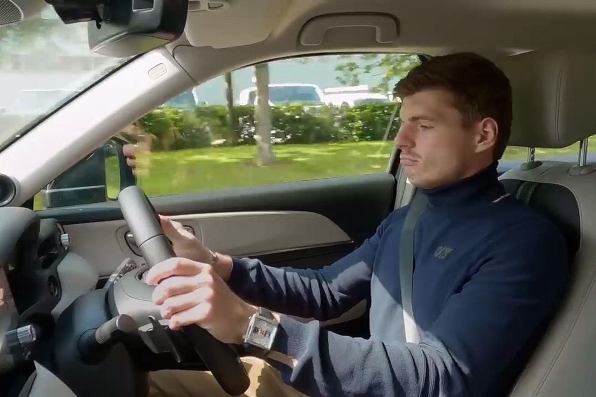 Max Verstappen mengendarai HR-V e:HEV alias HR-V Hybrid dalam iklan terbaru Honda