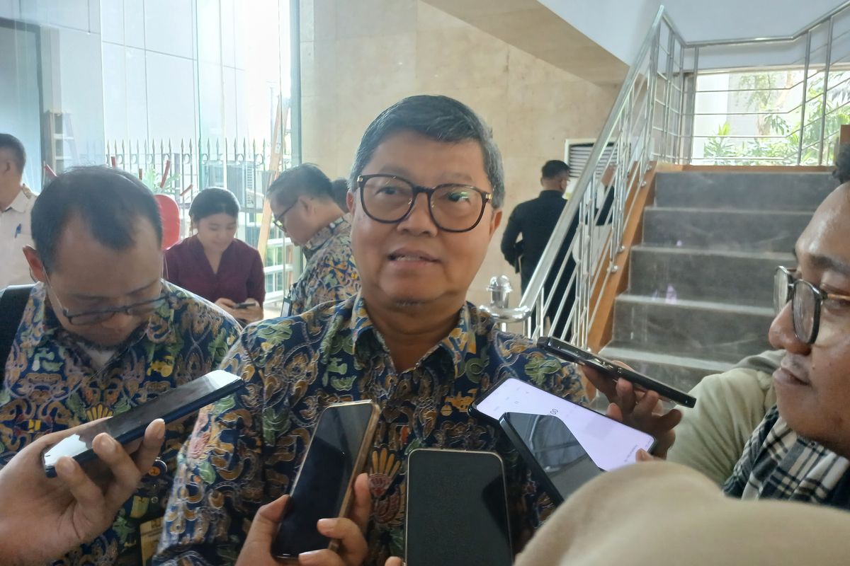 Direktur Jenderal (Dirjen) Bina Marga Kementerian Pekerjaan Umum (PU) Rachman Arief Dienaputra saat ditemui di Kantor Kementerian Koordinator (Kemenko) Infrastruktur dan Pembangunan Kewilayahan (IPK), Jakarta, Rabu (8/1/2025).