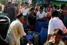 Kekeringan, Warga Harus Berebut demi 50 Liter Air Bersih