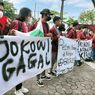 Ratusan Mahasiswa Solo Unjuk Rasa di DPRD, Bentangkan Tulisan 