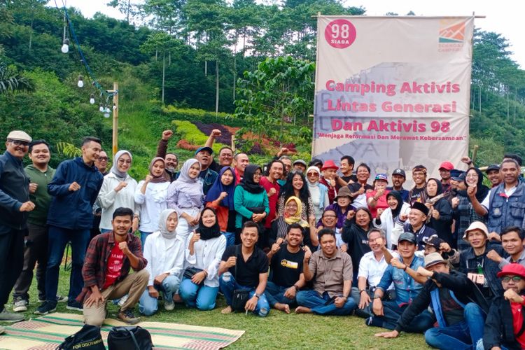 Puluhan aktivis dari mulai peristiwa Malari hingga 98 dan reformasi berkumpul di Garut, Sabtu (18/6/2022).