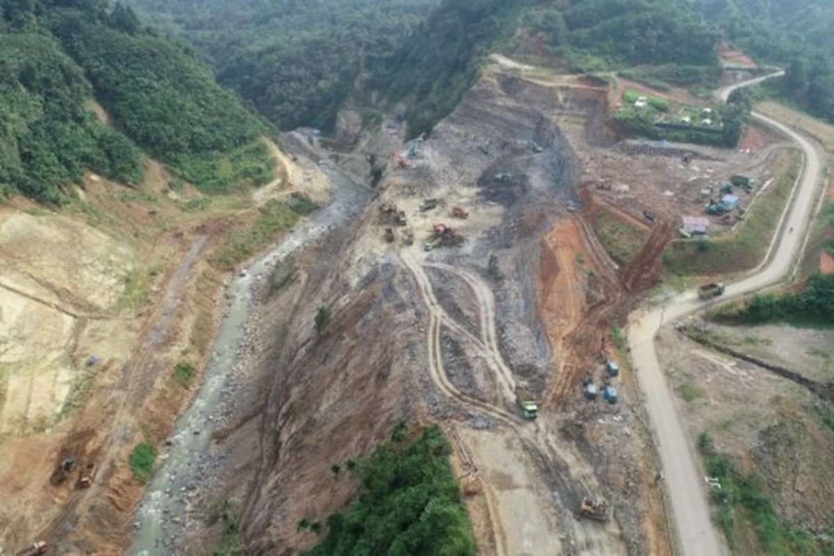 Salah satu proyek strategis nasional yakni Bendungan Lau Simeme yang berlokasi di Kecamatan Biru-biru, Kabupaten Deli Serdang, Provinsi Sumatera Utara. Pembangunannya ditargetkan rampung tahun 2022.