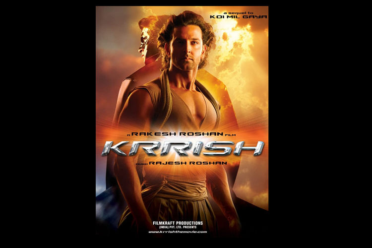Hrithik Roshan berperan sebagai Krishna dalam film superhero Krrish (2006).