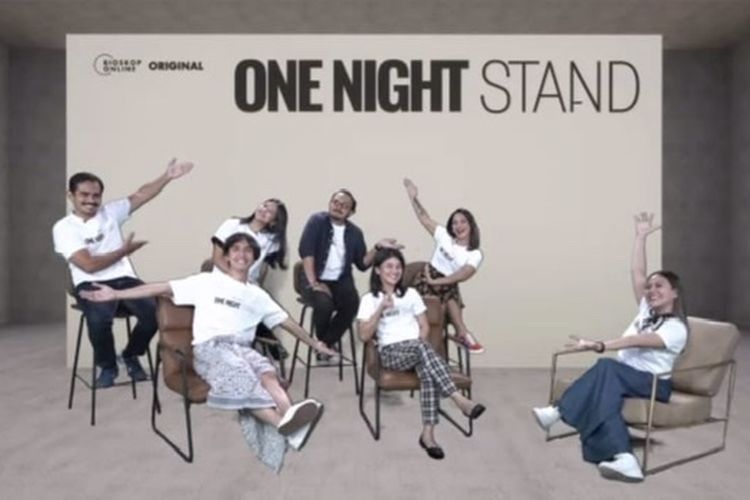 Press conference virtual film One Night Stand pada Rabu (24/11/2021). 