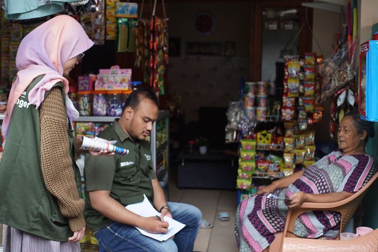 PT Hutama Karya (Persero) melalui program Tanggung Jawab Sosial dan Lingkungan (TJSL) menggelar employee engagement bertajuk HK Urban HabitSphere yang dilaksanakan pada bulan Oktober hingga Desember 2023. Pelaksanaan program ini bertempat di wilayah Kampung Pro Iklim (Proklim) RW.05 Kelurahan Cibubur serta RW.12 Kelurahan Malaka Jaya, Jakarta Timur.