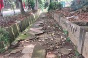 Trotoar Jalan Ahmad Yani Rusak, Permukaan Tak Rata dan Penuh Pecahan Keramik