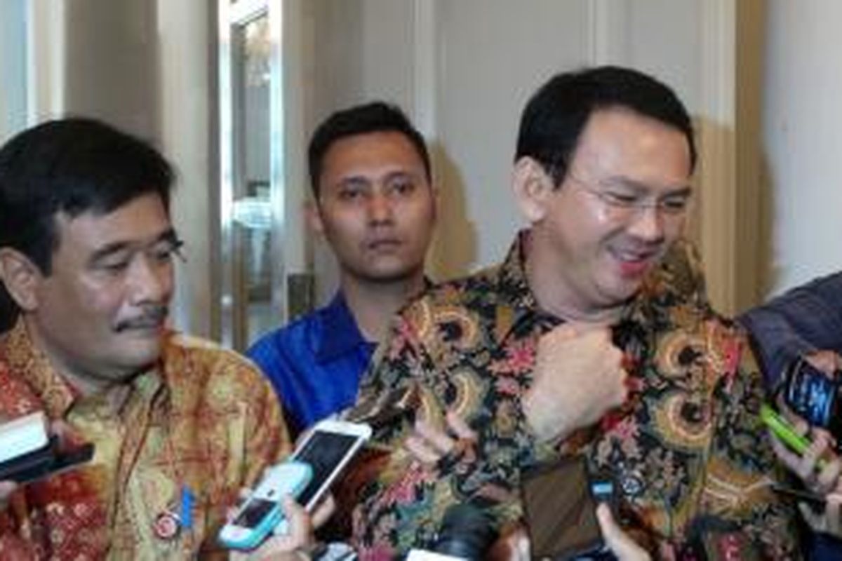 Gubernur DKI Jakarta Basuki Tjahaja Purnama (kanan) dan Wakil Gubernur DKI Jakarta Djarot Saiful Hidayat di Balai Kota, Kamis (5/3/2015).