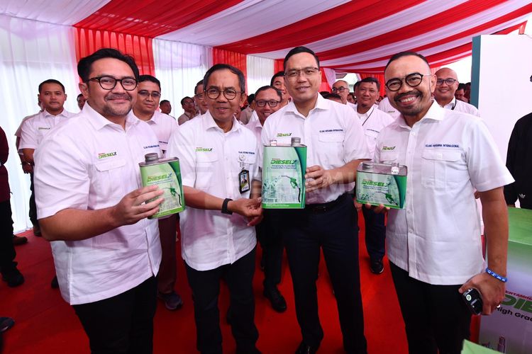 Pertamina melalui anak perusahaannya yakni PT Kilang Pertamina Internasional (KPI) Unit Balongan meluncurkan bahan bakar minyak (BBM) terbaru bernama Diesel X, Kamis (30/1/2025).