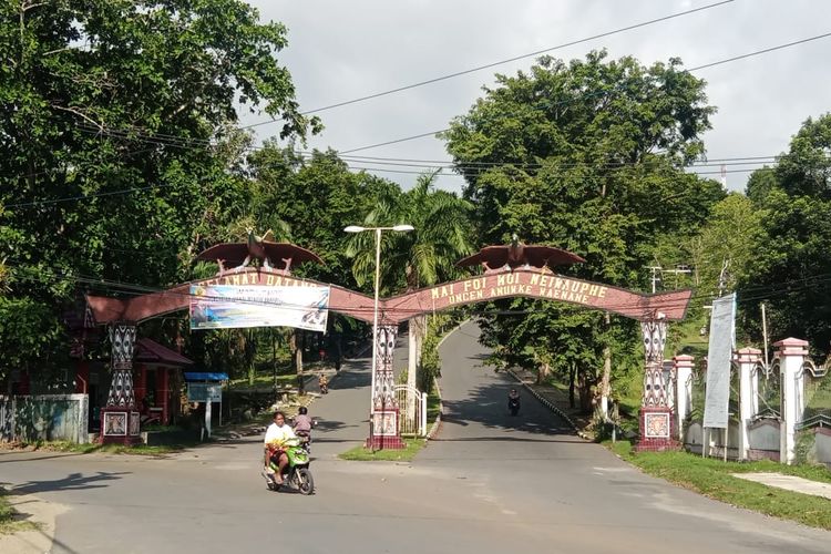 Gapura Universitas Cenderawasih Jayapura, Papua sepi dan tak ada aktivitas demo 11 April. 