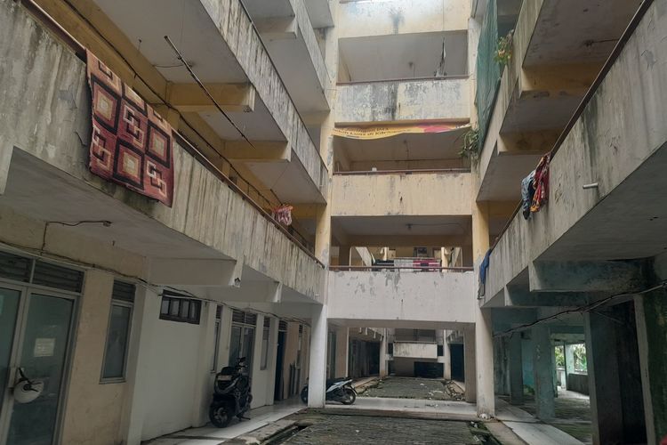 Potret Kehidupan di Balik Muramnya Rusunawa Adiarsa Karawang