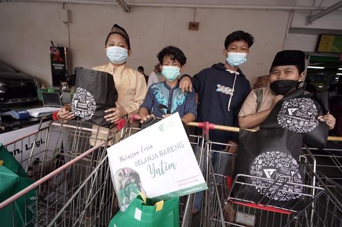 Muliakan Anak Yatim di Depok, Dompet Dhuafa Ajak Mereka Belanja Kebutuhan Pokok