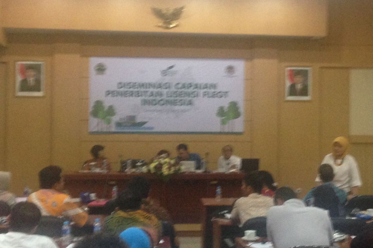 Diseminasi capaian penerbitan lisensi FLEGT Indonesia di Semarang, Rabu (12/4/2017)