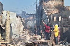 Langsung Pulang Saat Rumahnya Terbakar, Warga Manggarai Prioritaskan Selamatkan Baju Kerja