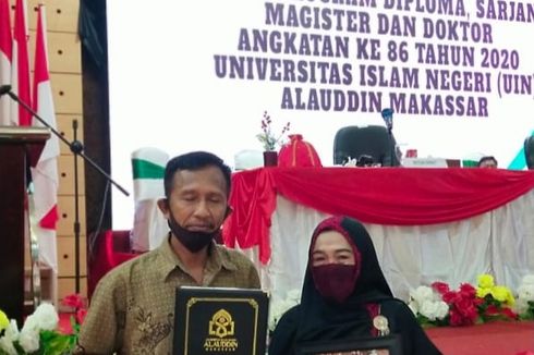 Pelukan Terakhir Mahasiswi Cum Laude IPK 3,9 Itu untuk Sang Ibu...