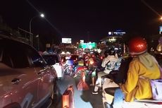Puncak Bogor Macet Parah, Ada 30.000 Kendaraan yang Melintas Malam Ini