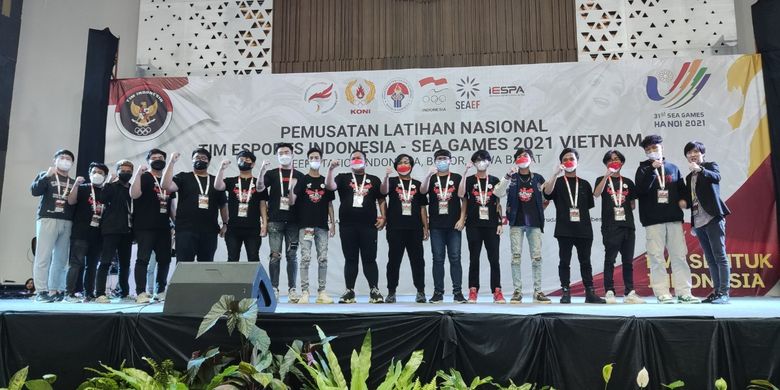 Pengurus Besar Esports Indonesia (PBESI) mengumumkan 66 atlet esports terpilih yang akan bertanding di SEA Games pada Kamis (10/3/2022). Ke-66 atlet tersebut akan tampil pada 10 nomor yang dipertandingkan di SEA Games, Hanoi, Vietnam, pada 12-23 Mei 2022. 