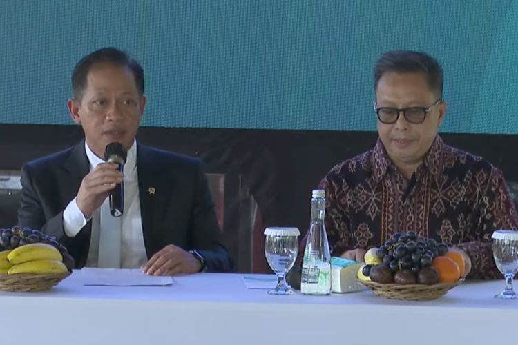 Menteri LH Minta Stop Impor Plastik 