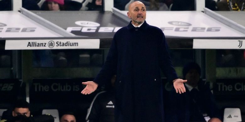 Reaksi pelatih Juventus, Luciano Spalletti, pada laga Serie A kontra Lecce di Stadion Allianz pada Sabtu (3/1/2026).