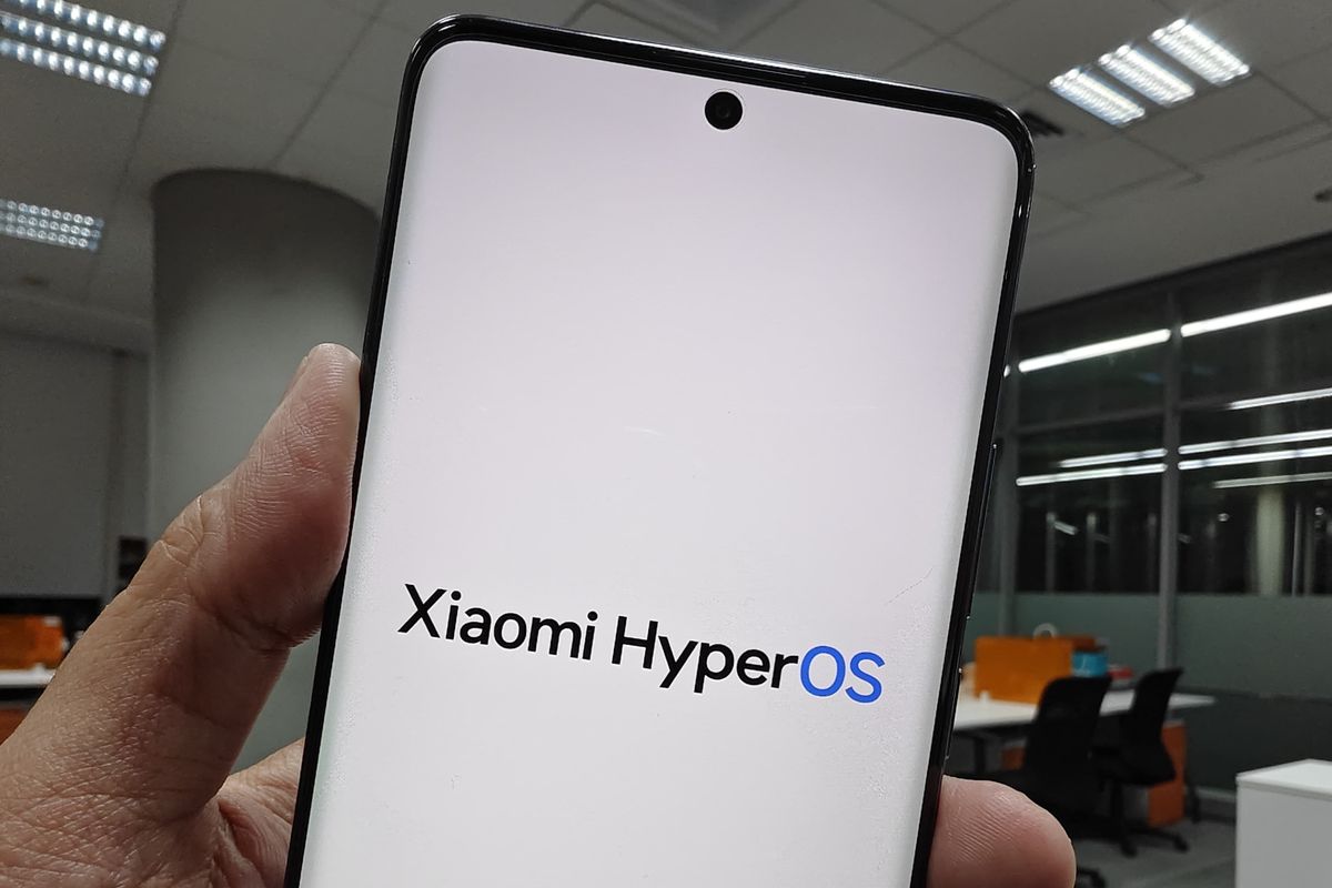 Xiaomi Redmi Note 14 Pro Plus 5G membawa tampilan antarmuka HyperOS yang berbasis Android 14. Xiaomi beralih dari antarmuka MIUI ke HyperOS sejak 2024 lalu. 