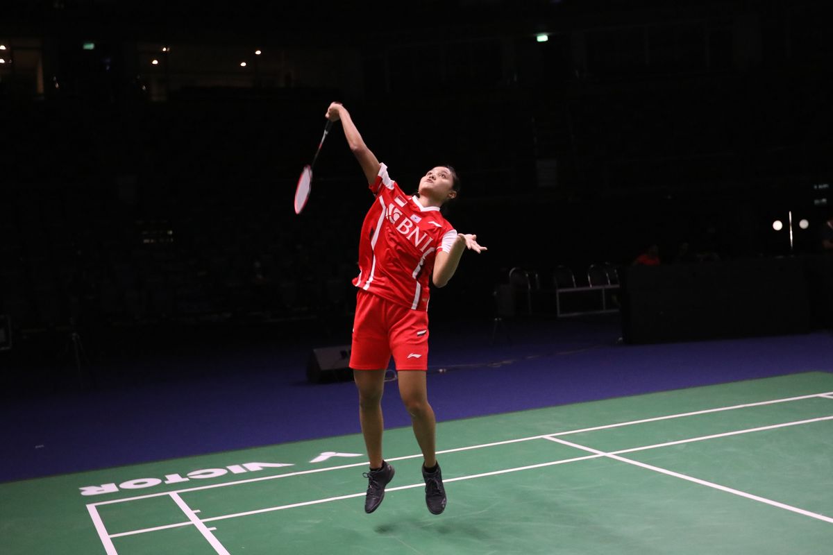 Tunggal Putri Indonesia, Bilqis Prasista, berjuang pada ajang Uber Cup 2022.