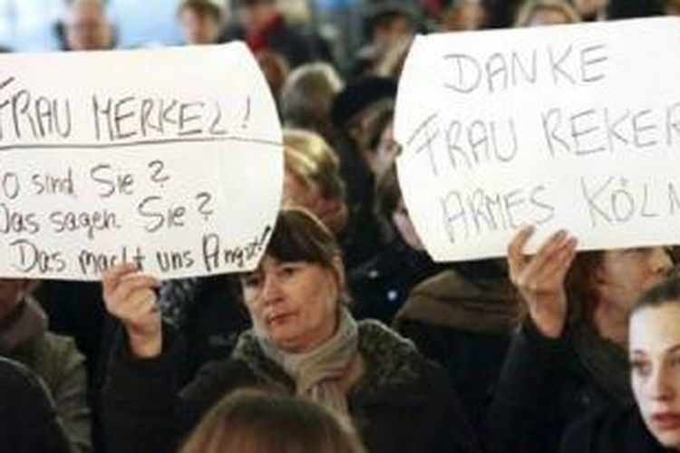 Ratusan wanita meminta Angela Merkel segera bertindak. 