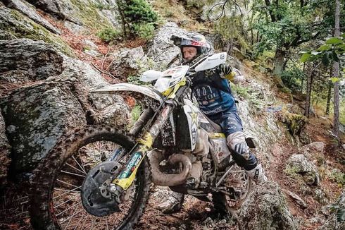Kenali Perbedaan Motor Trail untuk Enduro dan Motocross