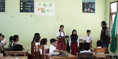 Tingkatkan Literasi di Malaka, Dompet Dhuafa Kirim Ratusan Buku dan Gelar Seminar bagi Guru