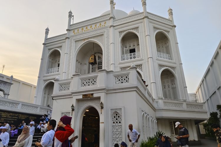 Masjid Ramlie Musofa, wisata religi di Jakarta Utara, Sabtu (23/3/2024). 