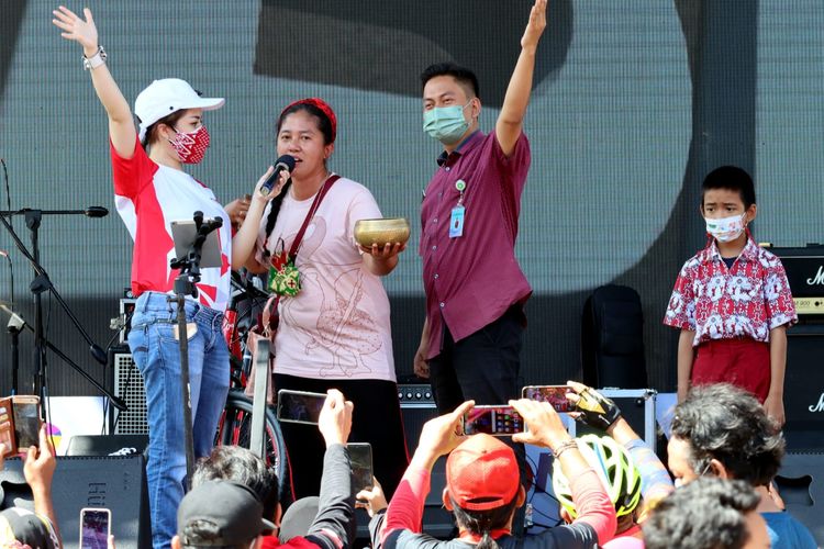 Pawang hujan Sirkuit MotoGP Mandalika, Rara Isti Wulandari di Gelora Bung Karno, Jakarta, Minggu (27/3/2022).