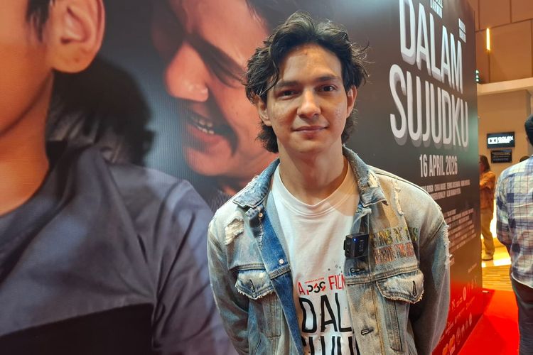 Cerita Marcell Darwin Diganggu Ngorok Dennis Adhiswara di Film Dalam Sujudku 
