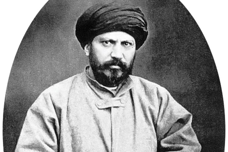 Pemikiran pembaruan dalam islam yang dilakukan oleh jamaluddin al-afgani lebih banyak mengutamakan pembaruan dibidang