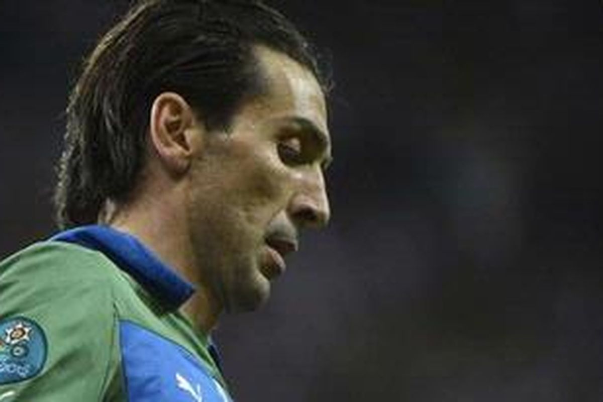 Gianluigi Buffon (Juventus): klubnya malah makin termotivasi dengan skorsing 10 bulan Pelatih Antonio Conte.