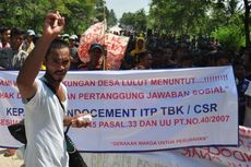 Di-PHK, Ratusan Warga Demo PT Indocement