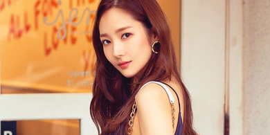 Park Min Young dan Song Kang Pertimbangkan Peran di Drama Romantis JTBC