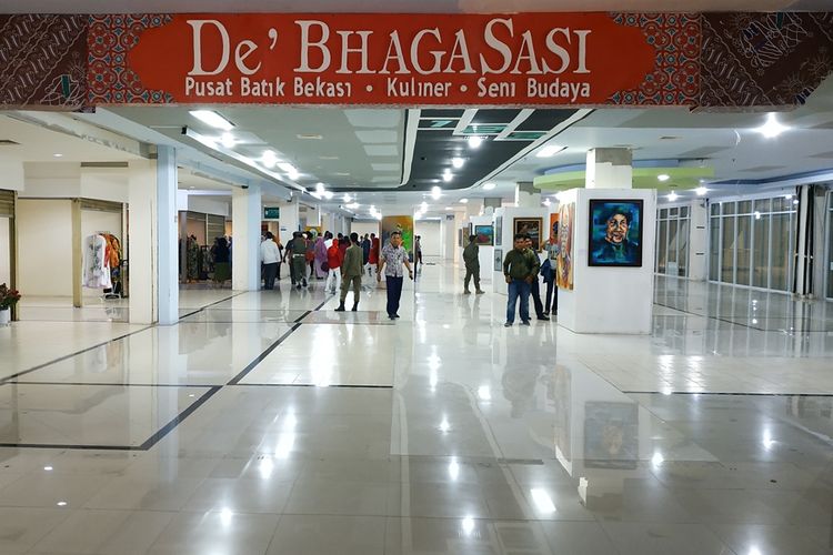 Sentra seni dan budaya De Bhagasasi resmi dibuka di Pasar Proyek Trade Center, Jumat (23/8/2019).