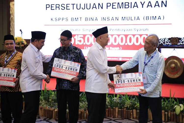 Guna mendukung koperasi go digital, Kementerian Koperasi dan UKM terus mendorong LPDB-KUMKM untuk memberikan pembiayaan dana bergulir kepada koperasi syariah secara intensif. 

